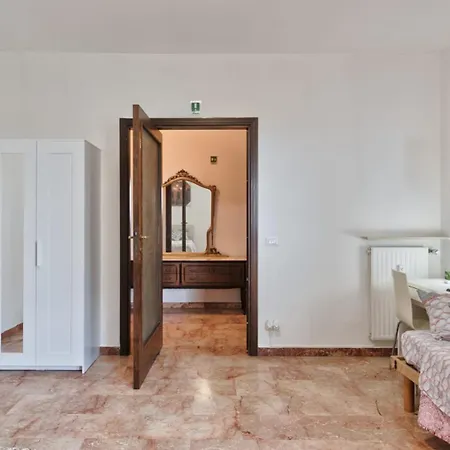 בית הארחה Arish Downtown Venice *