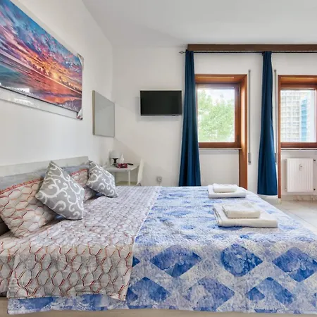 Pensión Arish Downtown Venice